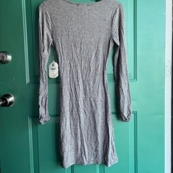 Altar’d State small dress with cinched waist - Picture 7 of 7